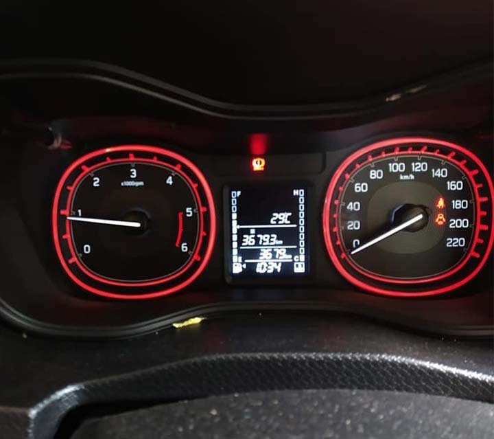 luxcar car service & Repair Center in chennai
